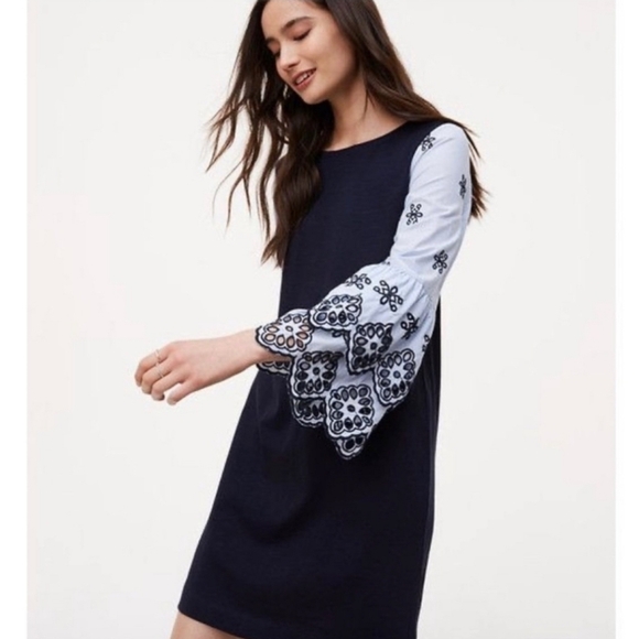 LOFT Dresses & Skirts - Nwt Loft Navy Shift Dress Eyelet Sleeve Large